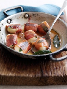 Parma Ham-wrapped scallops with Marsala and sage