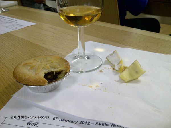 Sauternes with mince pie and cheese