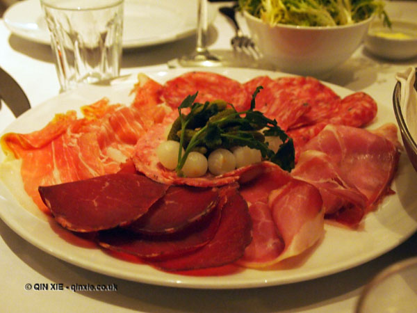 Charcuterie platter at Le Café Anglais