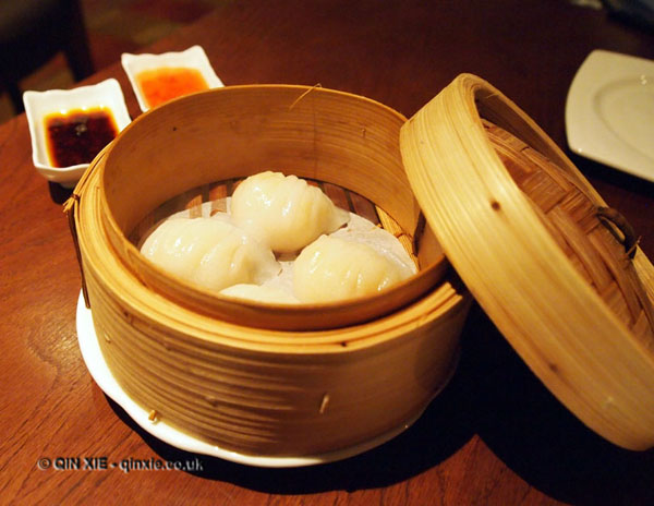 Prawn har gao at Chinese Cricket Club