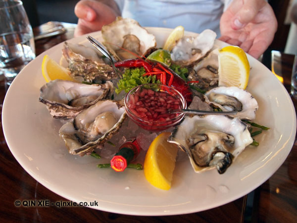 Oyster platter, Catch by Simonis, The Hague