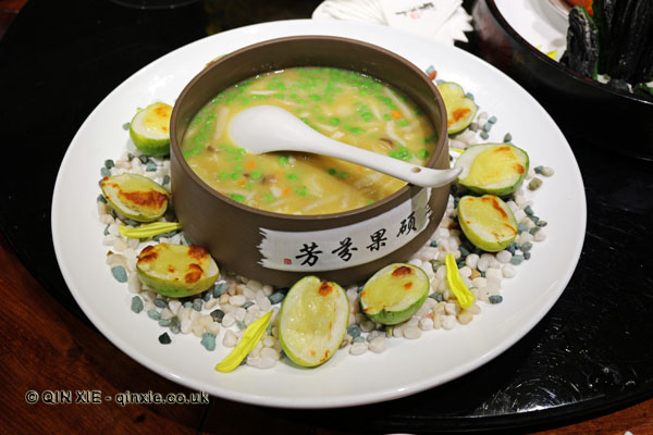 Bamboo sour soup and fish lip, Kuan Alley No 3, Chengdu, China