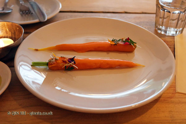 Carrots, carrots, carrots, Oswaldo Oliva at Carousel